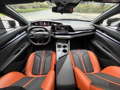 Changan UNI-V 1.5T noble sports - фото 6