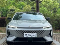 Changan UNI-V 2024 1.5T noble sports - фото 2