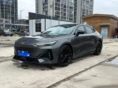Changan UNI-V 1.5T premium - фото 1