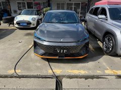 Changan UNI-V 1.5T noble sports - фото 2