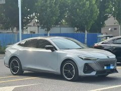 Changan UNI-V 1.5T premium - фото 3