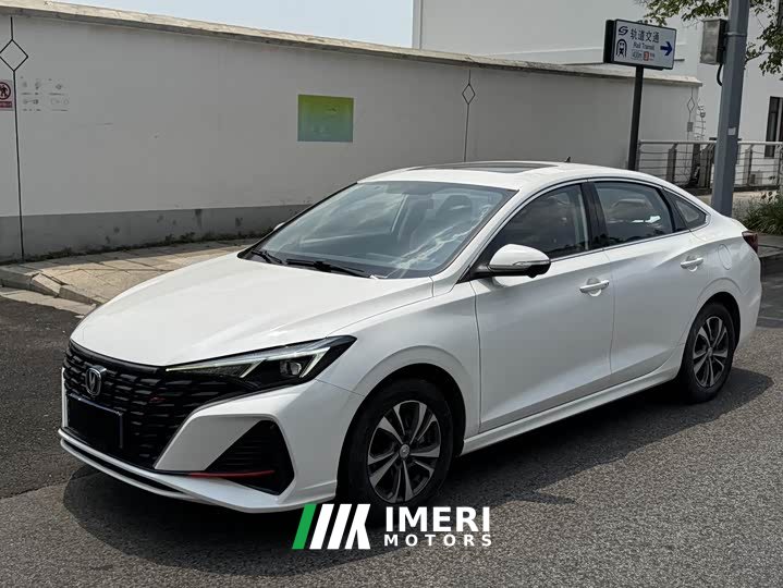 Changan EADO Enjoy Edition PLUS Blue Whale NE 1.4T GDI DCT Premium Edition - автомобиль из Китая