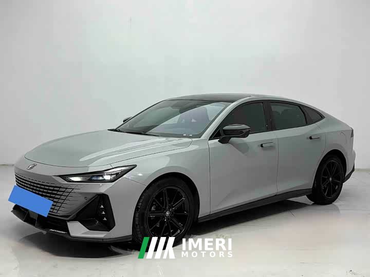 Changan UNI-V 1.5T premium