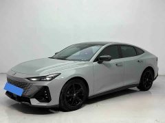 Changan UNI-V 1.5T premium - фото 1