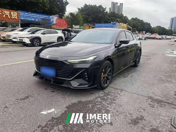 Changan UNI-V 1.5T premium - автомобиль из Китая