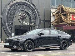 Changan UNI-V 2.0T high-energy version - фото 1