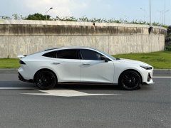 Changan UNI-V 1.5T sports version - фото 4