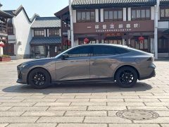 Changan UNI-V 1.5T premium - фото 3