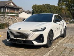 Changan UNI-V 1.5T Excellent Type - фото 1