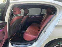 BMW 5 Series 530Li leading M sports package - фото 5