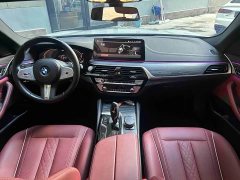BMW 5 Series 530Li leading M sports package - фото 6