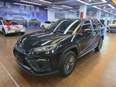 Toyota Wilanda 2.0L CVT two-wheel drive luxury PLUS version - фото 1