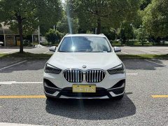 BMW X1 sDrive20Li fashionable - фото 3