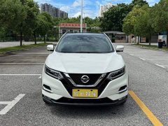 Nissan Qashqai 2.0L CVT XV Prem Deluxe Edition - фото 3