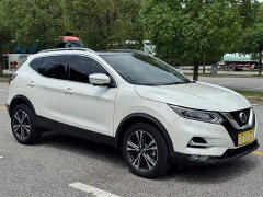 Nissan Qashqai 2.0L CVT XV Prem Deluxe Edition - фото 4
