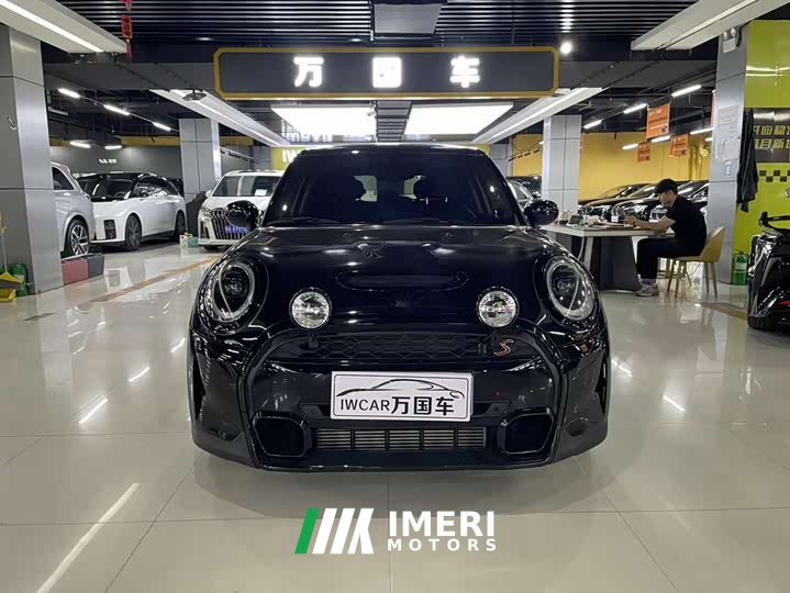 MINI 2023 2.0T COOPER S Artist Five-Door Edition - автомобиль из Китая