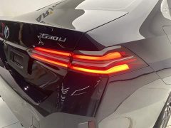 BMW 5 Series 530Li Leading M Sports Package - фото 10