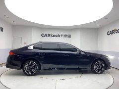 BMW 5 Series 530Li Leading M Sports Package - фото 4