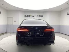 BMW 5 Series 530Li Leading M Sports Package - фото 6