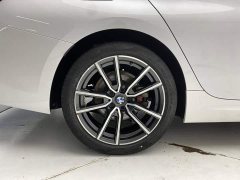 BMW 3 Series facelift 320Li M Sports Package - фото 11