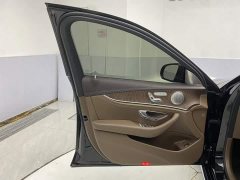 Mercedes-Benz E-Class facelift E 260 L - фото 16