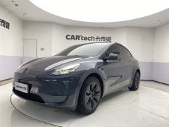 Tesla Model Y standard range rear-wheel drive version - фото 1