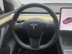 Tesla Model Y standard range rear-wheel drive version - фото 14