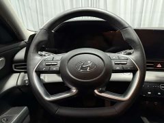 Hyundai Elantra 2022 1.5L CVT LUX Premium Edition - фото 16