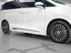 Denza D9 DM-i 970 four-wheel drive flagship - фото 15