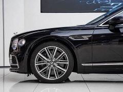 Geely Flying Spur 2022 4.0T V8 Standard Edition - фото 4