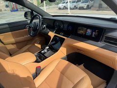Li Auto ONE Extended-Range 6-Seater - фото 4
