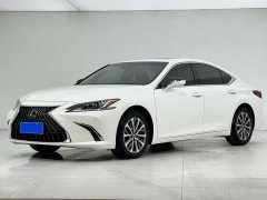 Lexus ES 2021 200 Deluxe Edition - фото 1