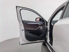 BMW X2 facelift sDrive25i M off-road package - фото 8