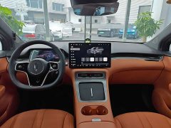 Hongqi Shangjie H5 extended range Max - фото 9