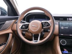 Jaguar XFL 2.0T P250 two-wheel drive exclusive luxury version - фото 17