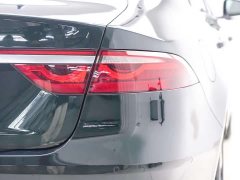 Jaguar XFL 2.0T P250 two-wheel drive exclusive luxury version - фото 19