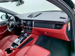 Porsche Macan 2.0T - фото 18