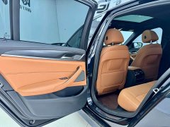 BMW 5 Series (Imported) 530i M Sport Package - фото 10