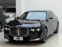 BMW 7 Series 2023 735Li M Sports Package - фото 4