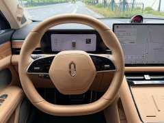 AITO Wenjie M5 extended range Max rear-wheel drive high-end smart driving version - фото 7