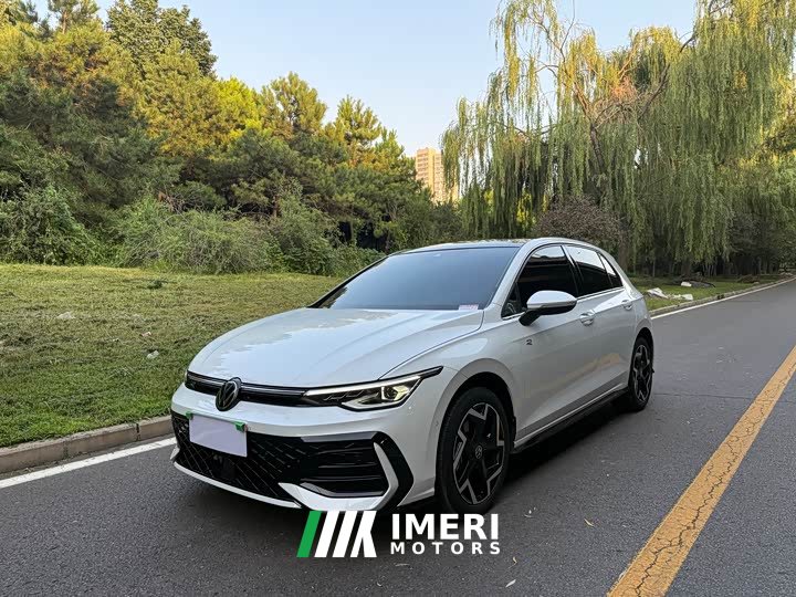 Trumpchi M6 2023 PRO 270T DCT Luxury Edition - автомобиль из Китая
