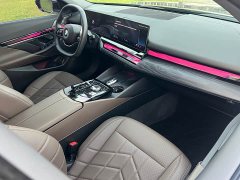 BMW 5 Series 530Li Leading Luxury Package - фото 10