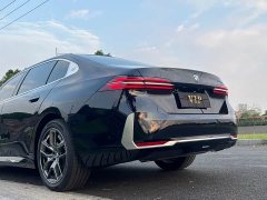 BMW 5 Series 530Li Leading Luxury Package - фото 17