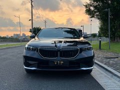 BMW 5 Series 530Li Leading Luxury Package - фото 2