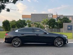BMW 5 Series 530Li Leading Luxury Package - фото 5