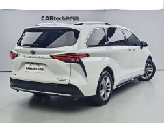 Toyota SIENNA 2021 2.5L Hybrid Platinum Edition - фото 6