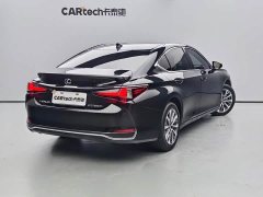 Lexus ES 2022 300h Excellence Edition - фото 4
