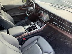 Audi Q7 55 TFSI quattro S line sports version - фото 11