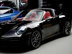 Porsche 911 Targa 4 3.0T - фото 4