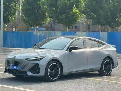 Changan UNI-V 1.5T Prestige Edition - фото 1